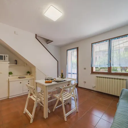 Апартаменты Villaggio 5 Terre-9 By Interhome *